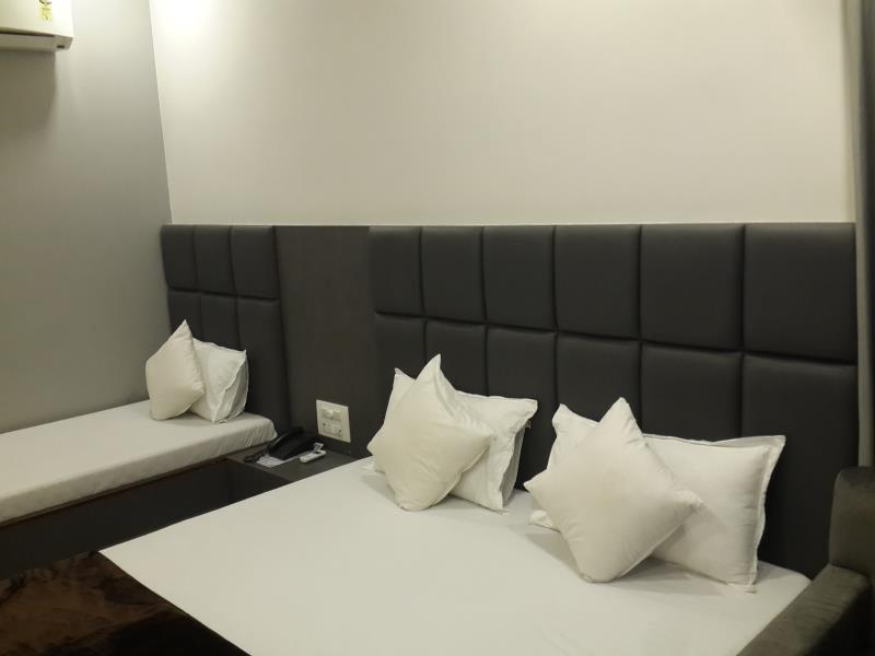 Hotel Oasis Мумбаї Екстер'єр фото